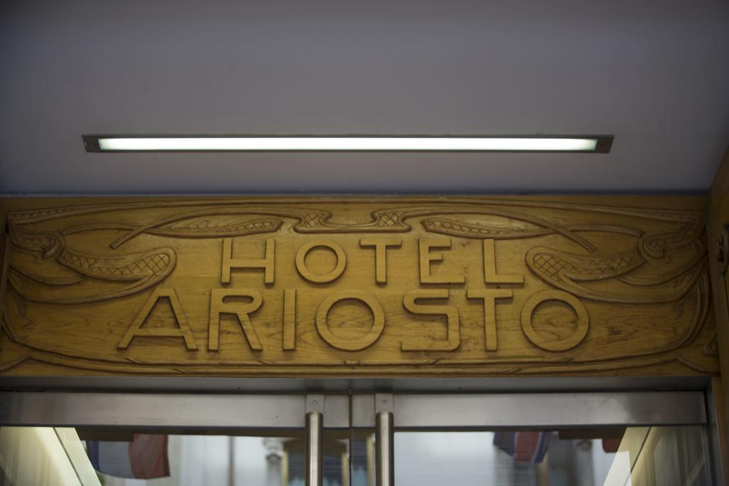 Ariosto Hotel Милано Екстериор снимка