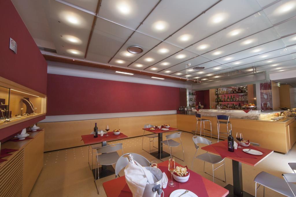 Ariosto Hotel Милано Екстериор снимка