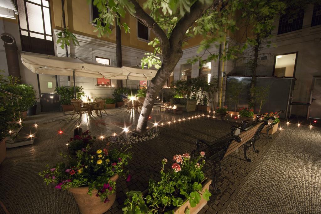 Ariosto Hotel Милано Екстериор снимка
