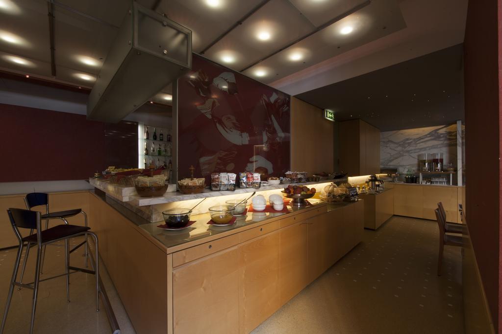 Ariosto Hotel Милано Екстериор снимка