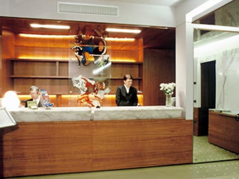 Ariosto Hotel Милано Екстериор снимка