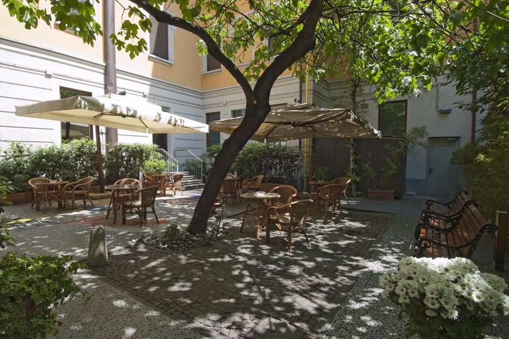 Ariosto Hotel Милано Екстериор снимка