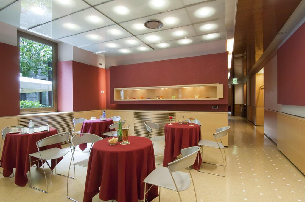 Ariosto Hotel Милано Екстериор снимка
