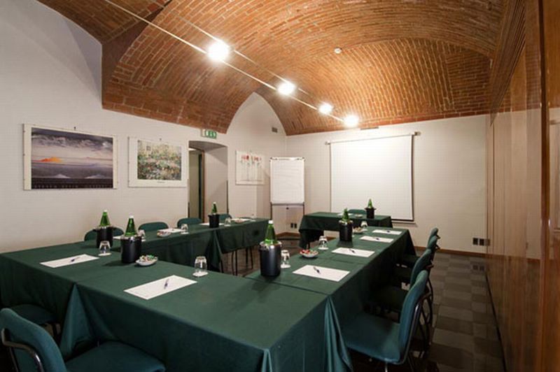 Ariosto Hotel Милано Екстериор снимка